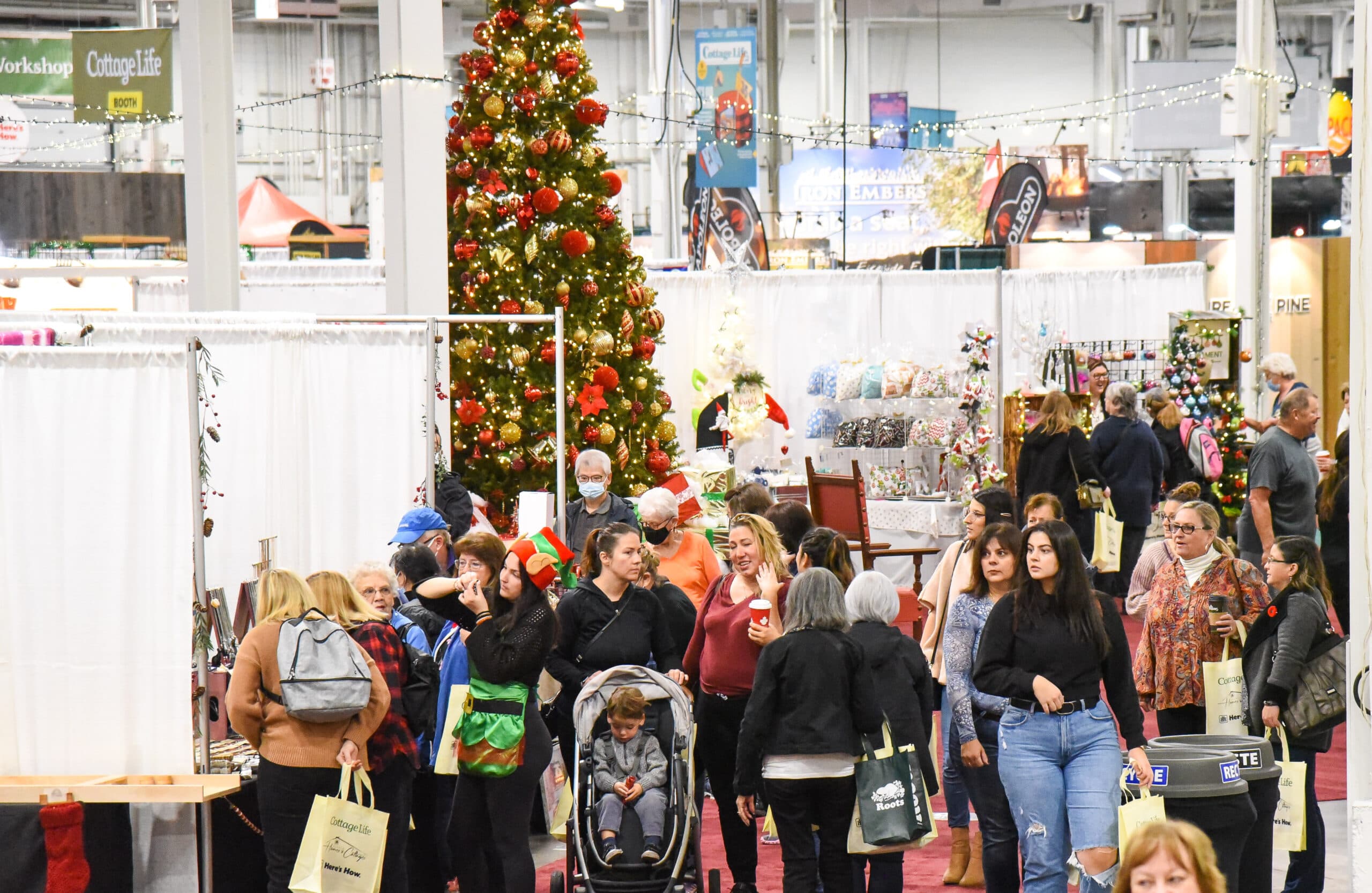 Seasons Christmas Show 2026 — Holiday Markets in Mississauga, Ontario